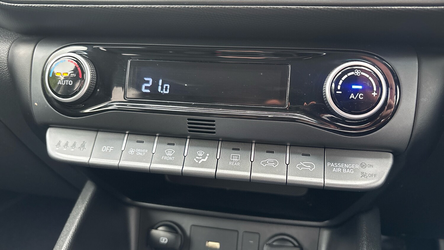 Used Hyundai KONA 2022 for sale - 76143546: Photo 29