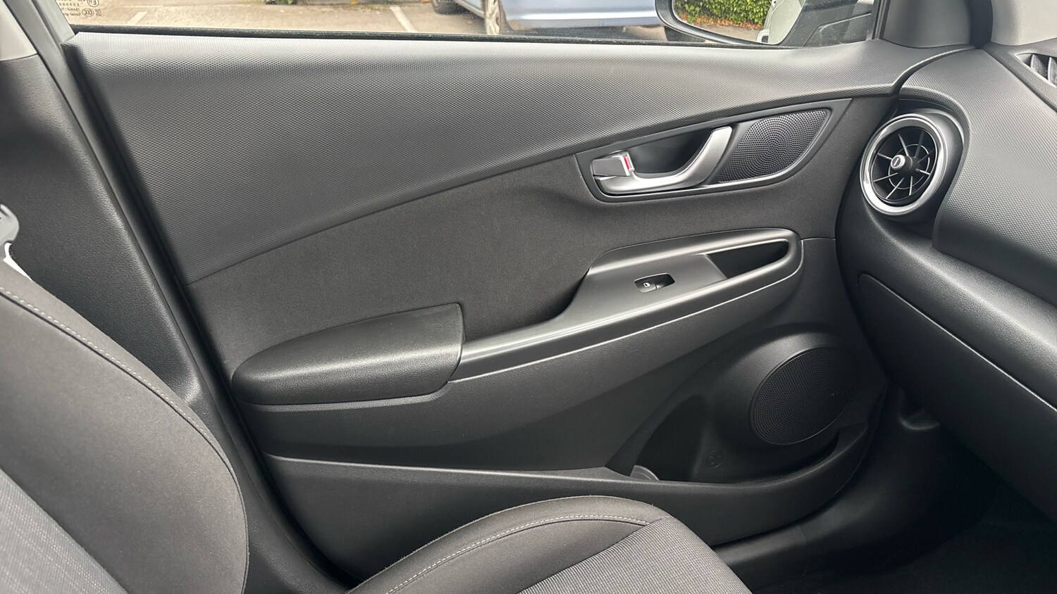 Used Hyundai KONA 2022 for sale - 76143546: Photo 34