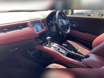 Used Honda HR-V 2020 for sale - 79264245: Photo