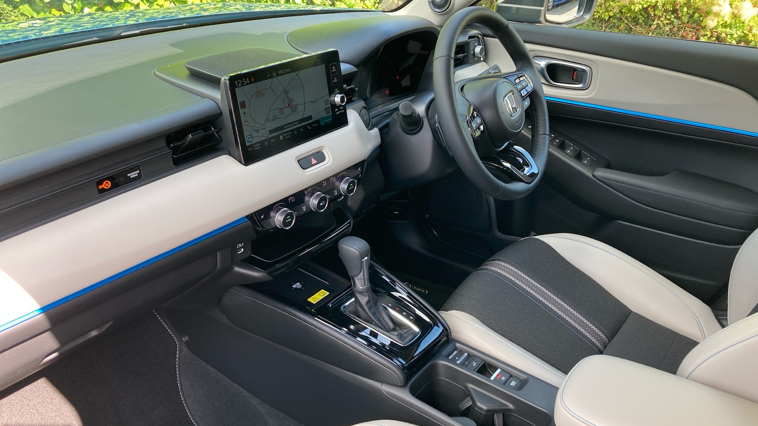 Used Honda HR-V 2025 for sale - 76263144: Photo 2