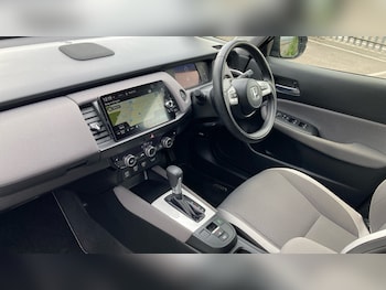 Used Honda Jazz 2023 for sale - 75700690: Photo