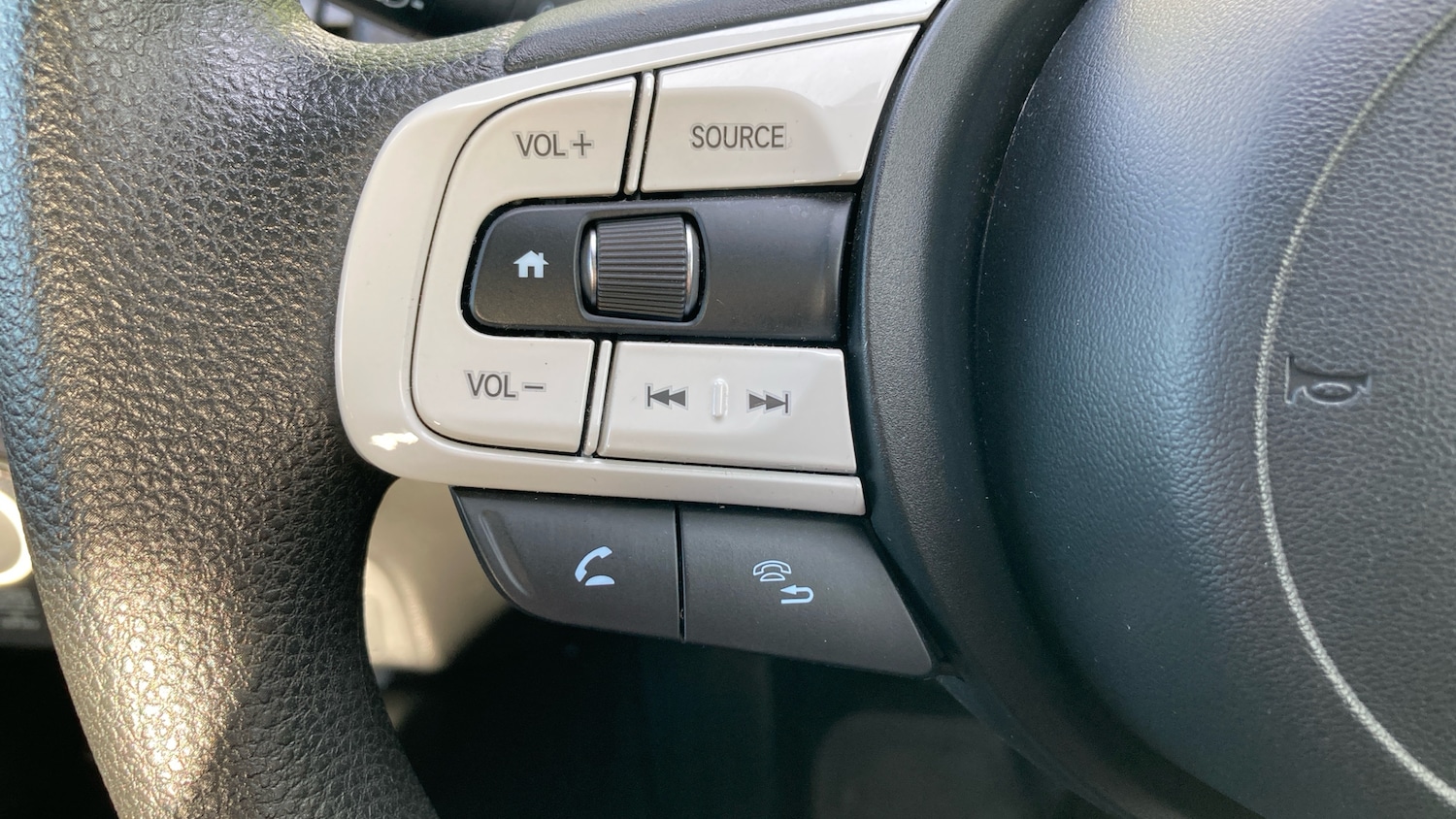 Used Honda Jazz 2021 for sale - 76895185: Photo 23