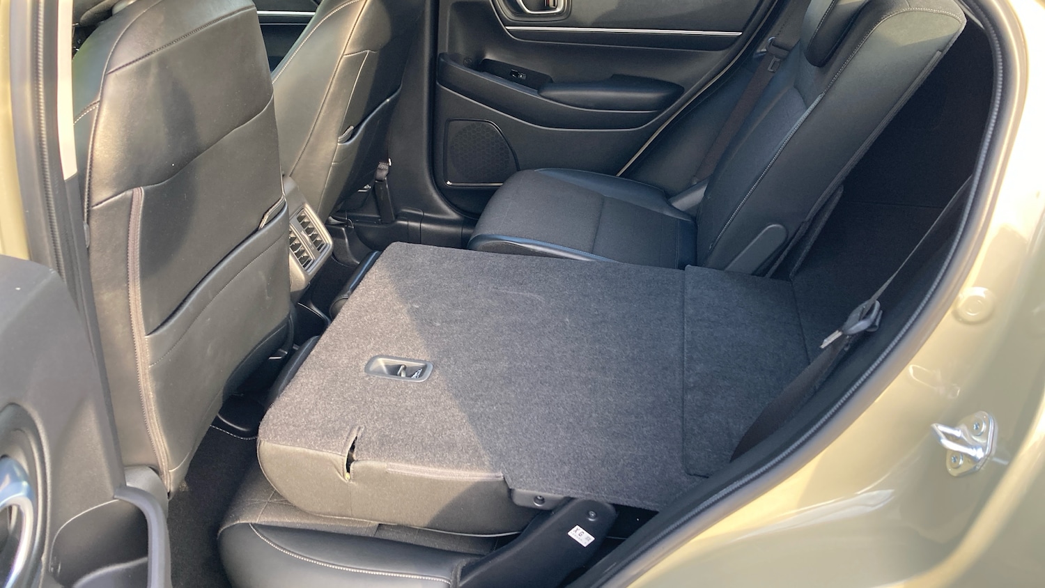 Used Honda HR-V 2022 for sale - 76833950: Photo 15