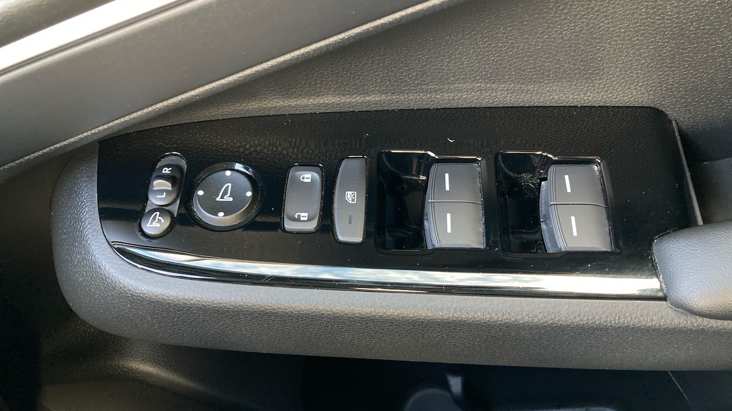 Used Honda HR-V 2022 for sale - 76833950: Photo 43