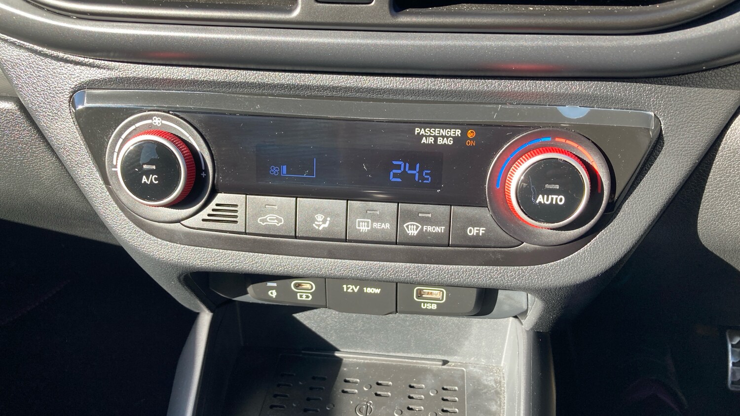 Used Hyundai i10 2024 for sale - 76055896: Photo 23