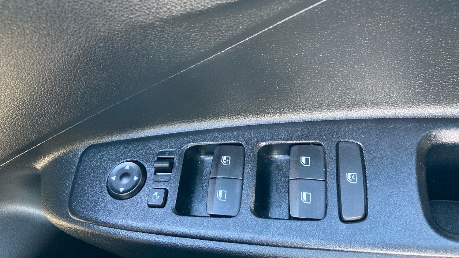 Used Hyundai i10 2024 for sale - 76055896: Photo 31
