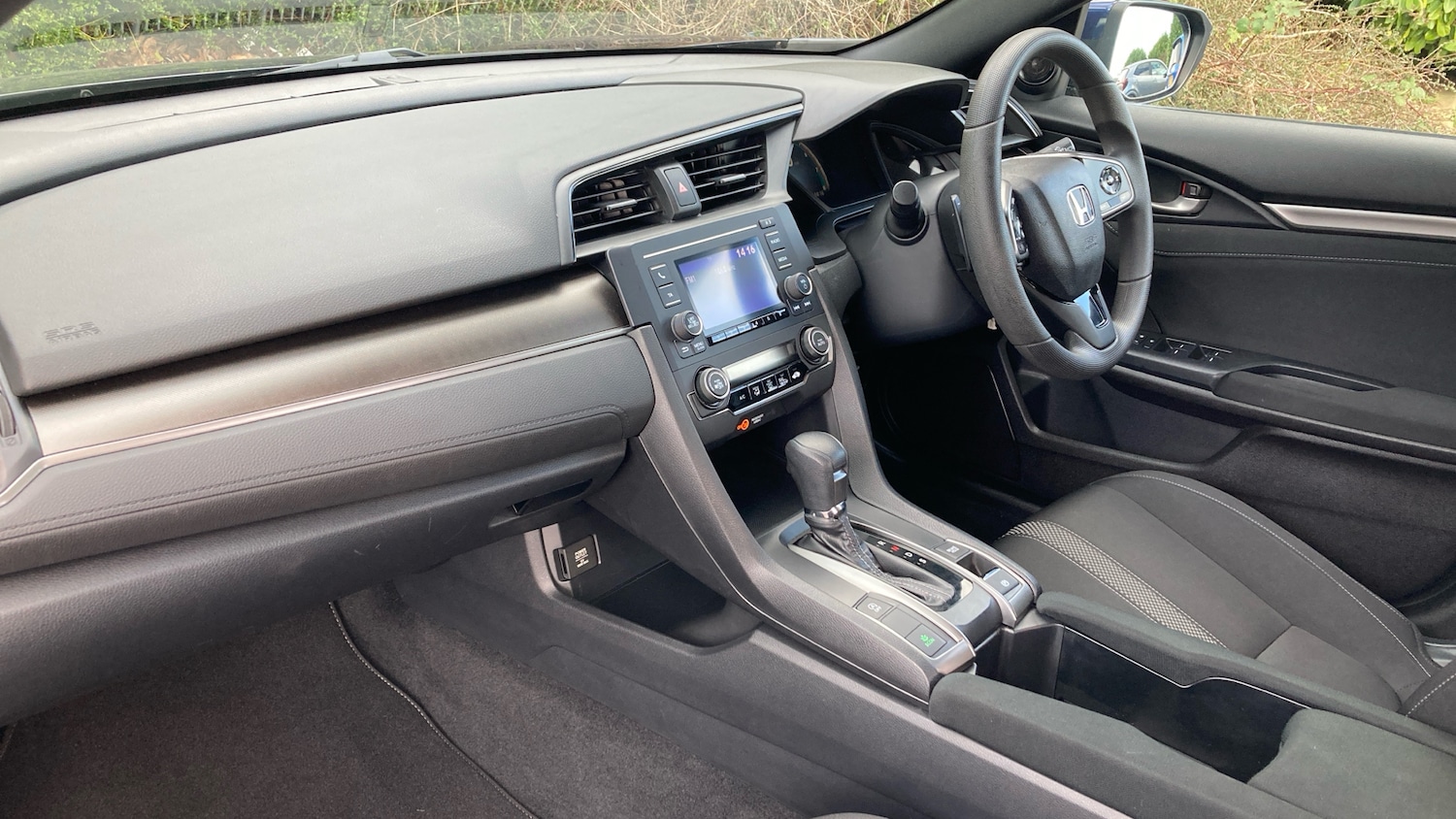 Used Honda Civic 2020 for sale - 77873198: Photo 2