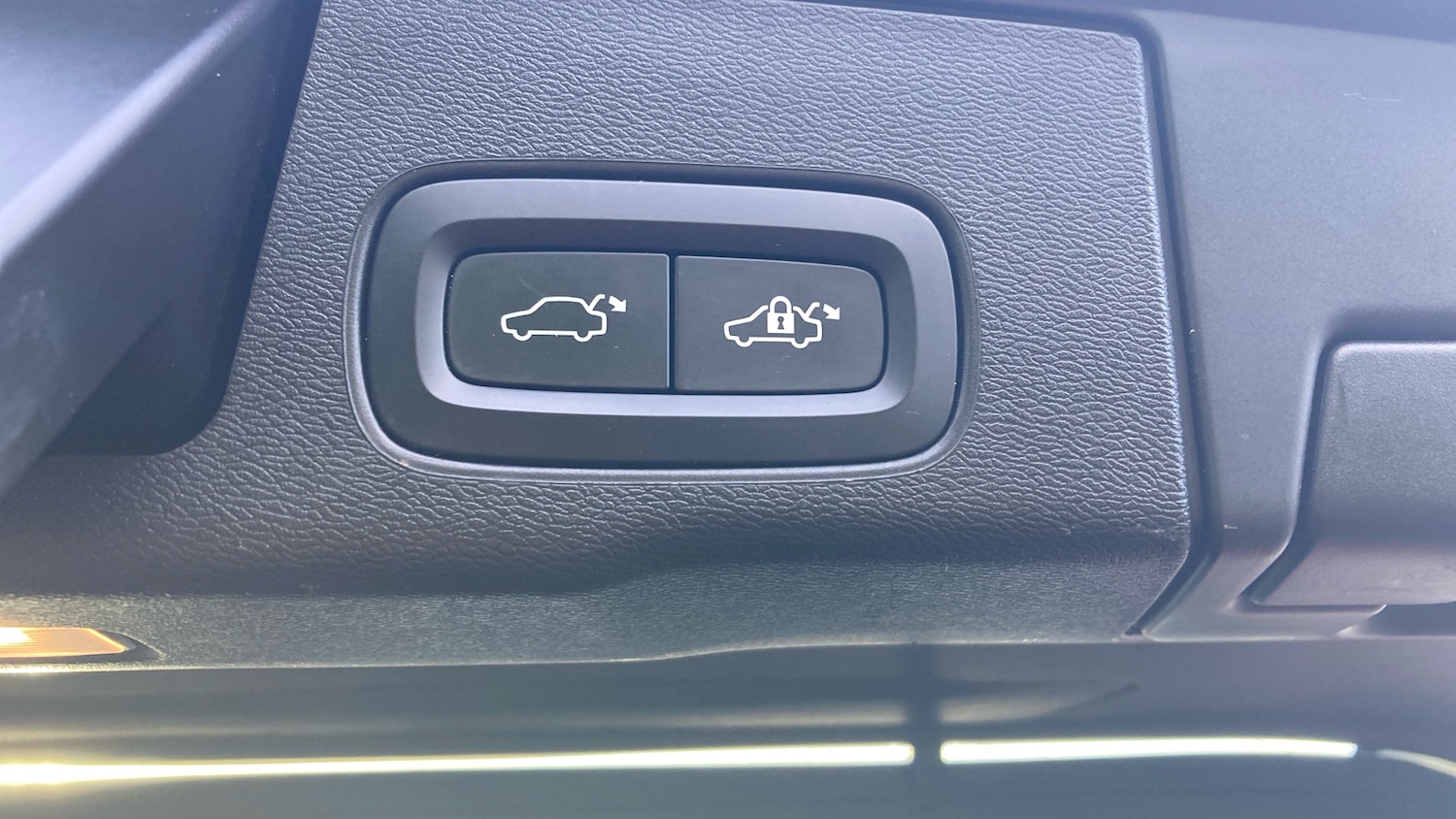 Used Volvo XC60 2023 for sale - 77353502: Photo 22