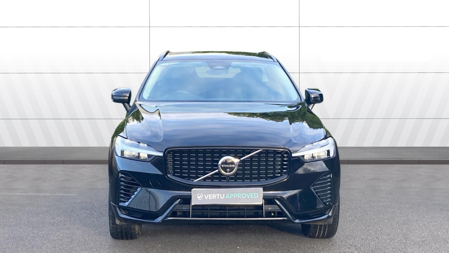 Used Volvo XC60 2023 for sale - 77353502: Photo 3