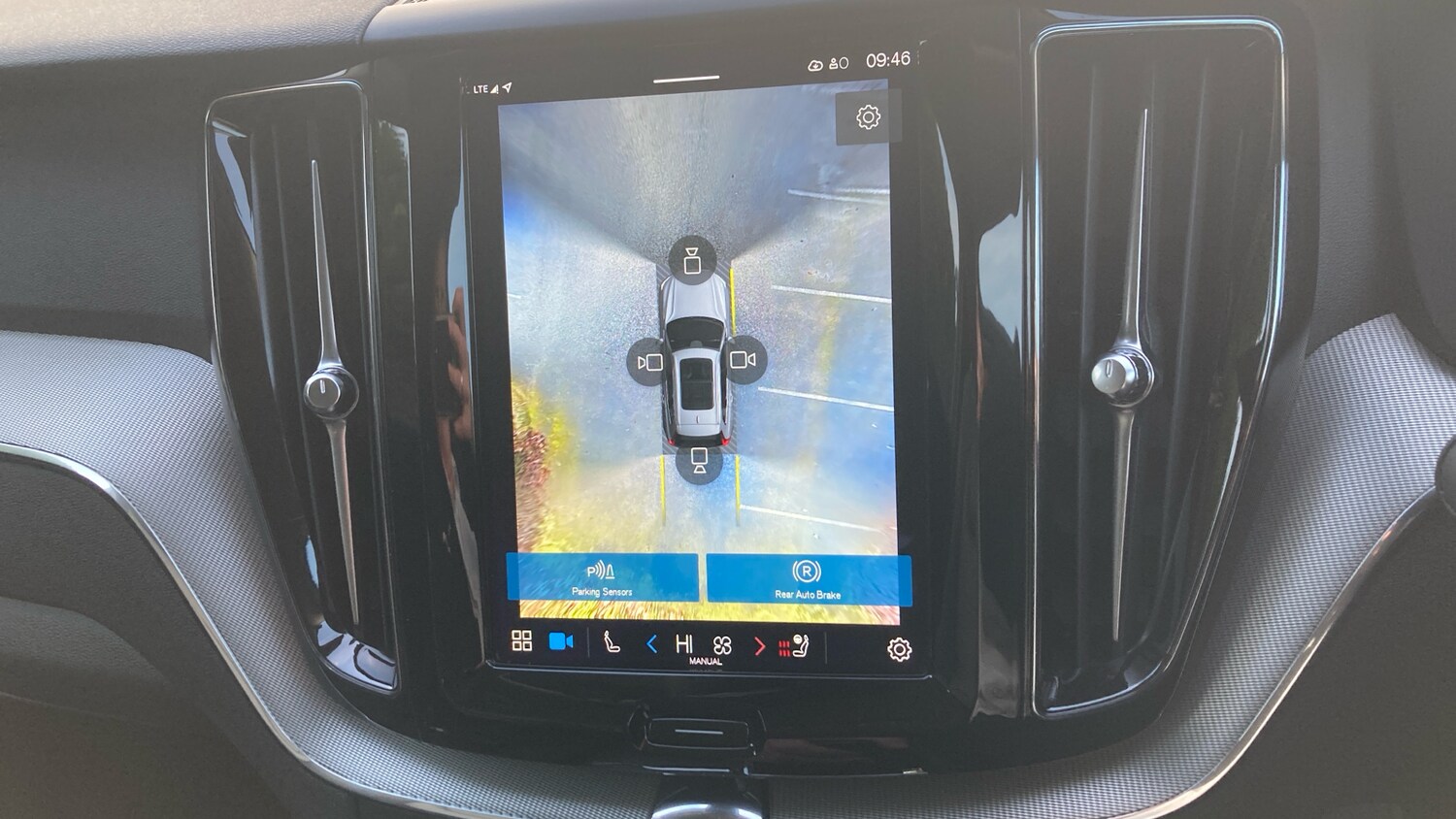 Used Volvo XC60 2023 for sale - 77353502: Photo 36