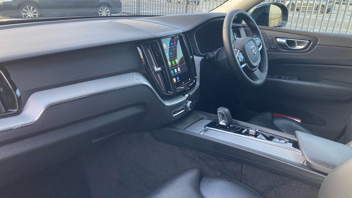 Used Volvo XC60 2023 for sale - 77353502: Photo 9