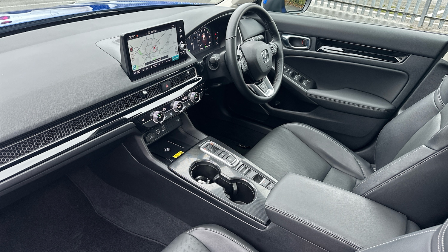 Used Honda Civic 2024 for sale - 76554129: Photo 2