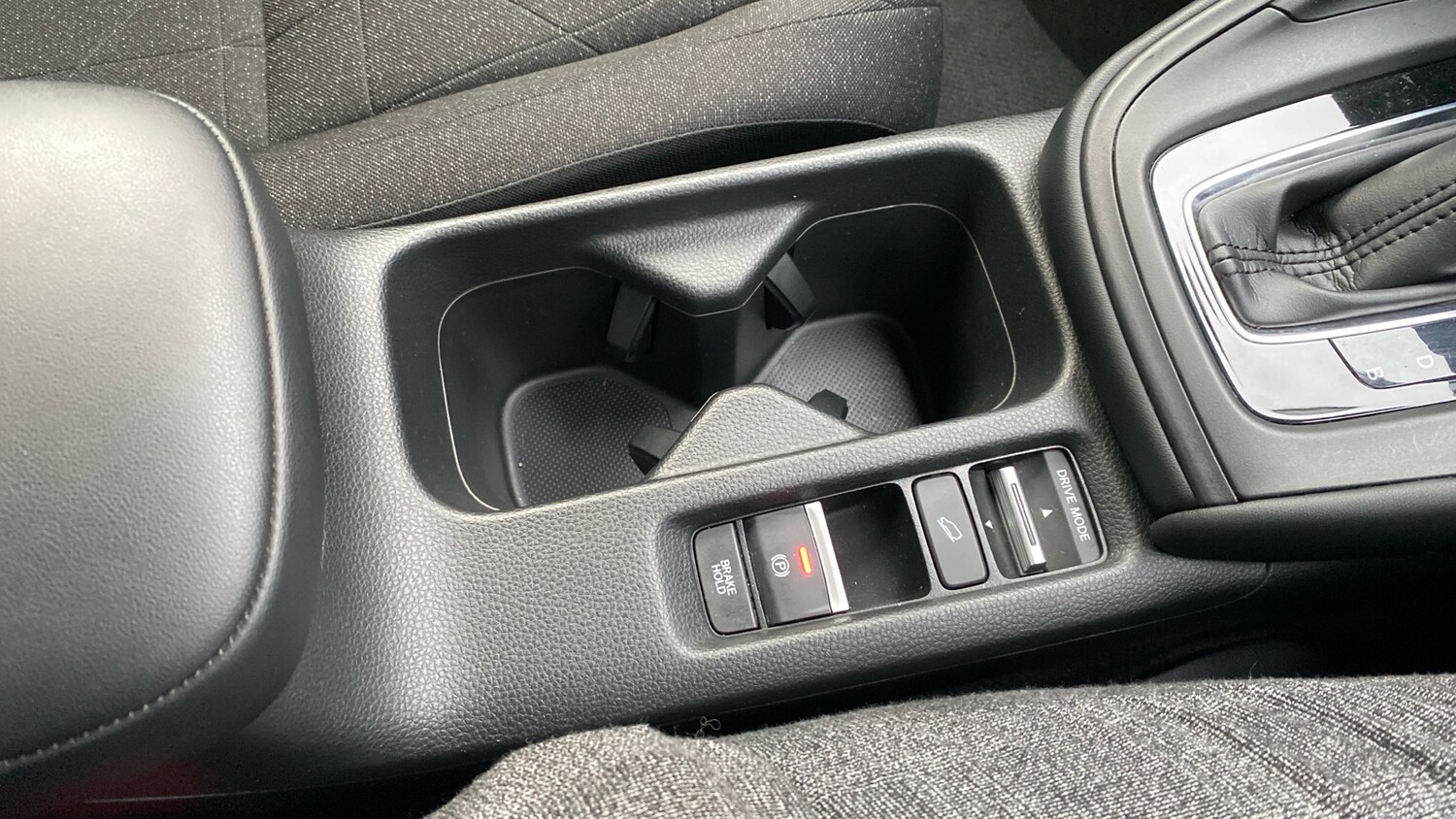 Used Honda HR-V 2023 for sale - 77846320: Photo 34