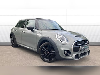 Used MINI Hatch 2020 for sale - 76265943: Photo