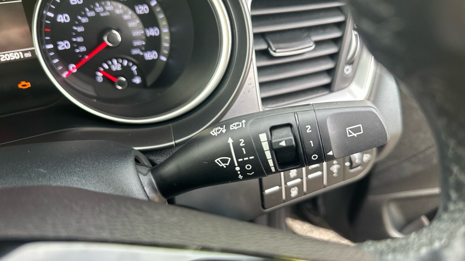 Used Kia XCeed 2022 for sale - 76494364: Photo 23