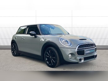 Used MINI Hatch 2018 for sale - 76493770: Photo
