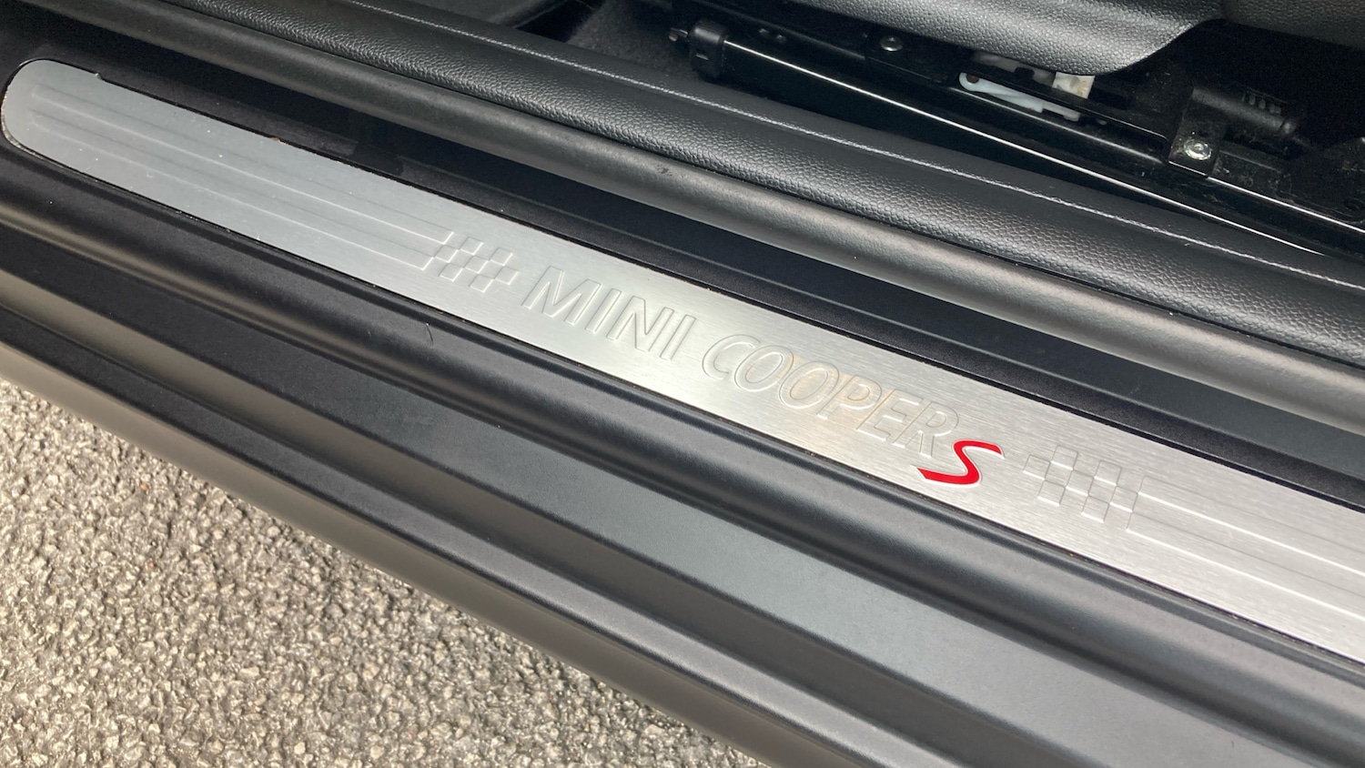 Used MINI Hatch 2018 for sale - 76493770: Photo 21