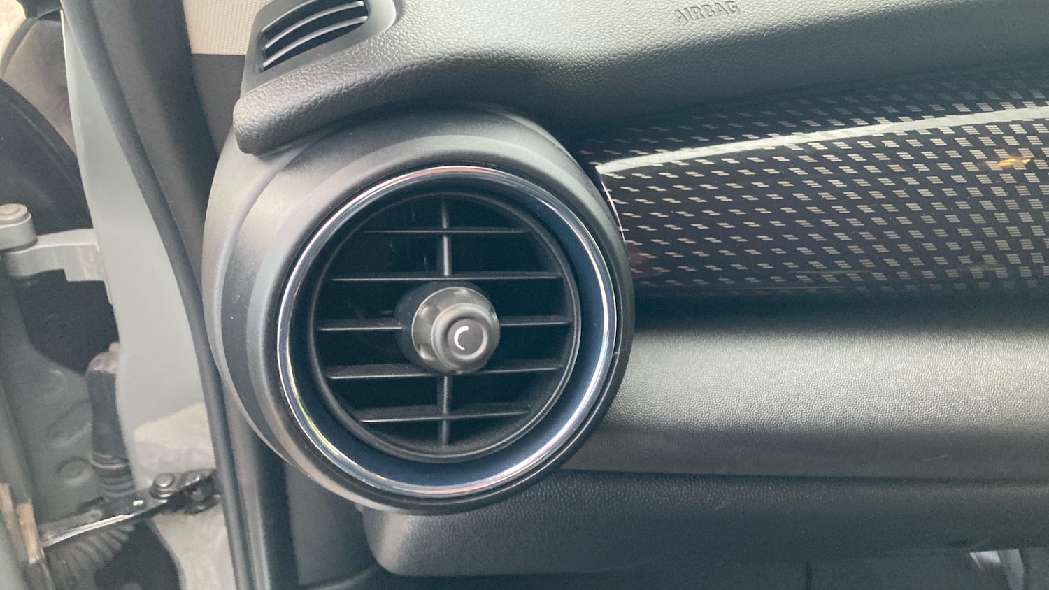 Used MINI Hatch 2018 for sale - 76493770: Photo 23