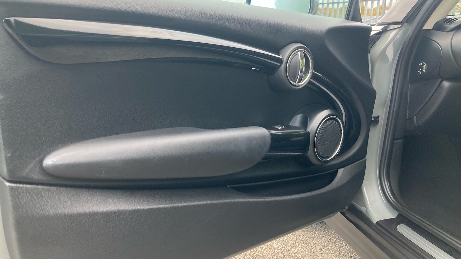 Used MINI Hatch 2018 for sale - 76493770: Photo 24