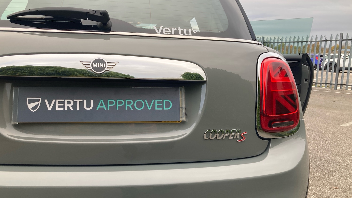 Used MINI Hatch 2018 for sale - 76493770: Photo 25