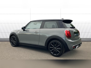 Used MINI Hatch 2018 for sale - 76493770: Photo