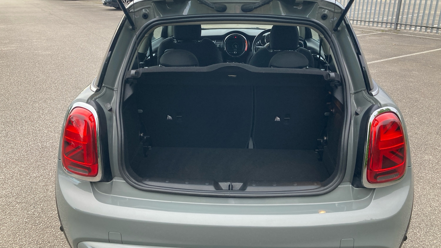 Used MINI Hatch 2018 for sale - 76493770: Photo 35