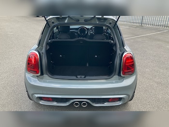 Used MINI Hatch 2018 for sale - 76493770: Photo