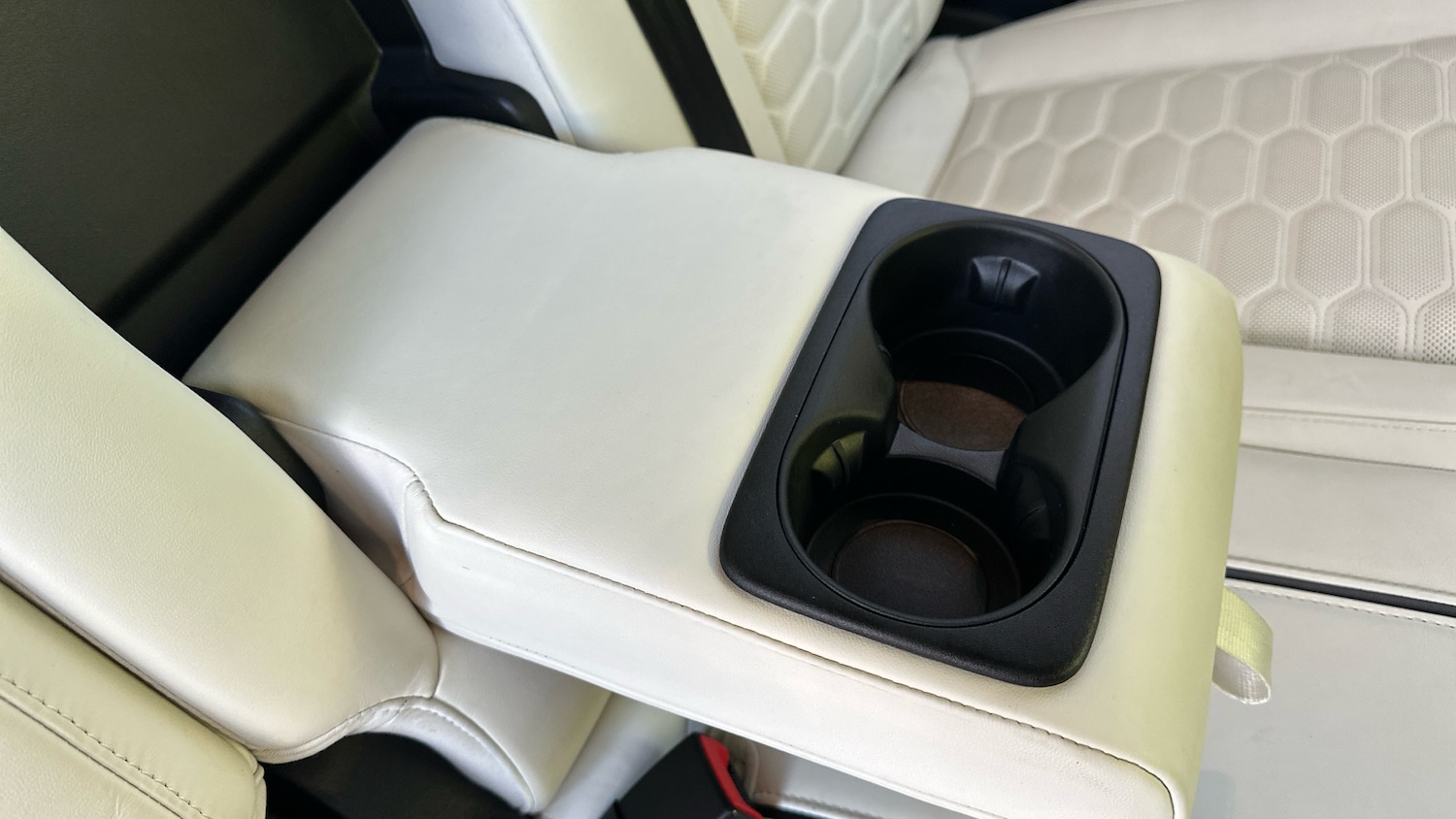 Used Ford Edge 2017 for sale - 76683966: Photo 21