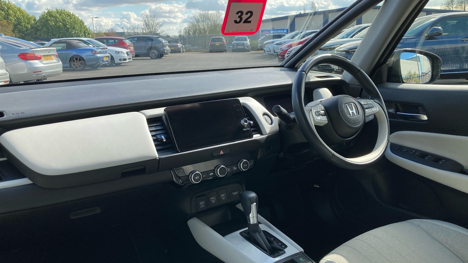 Used Honda Jazz 2023 for sale - 78084342: Photo 2