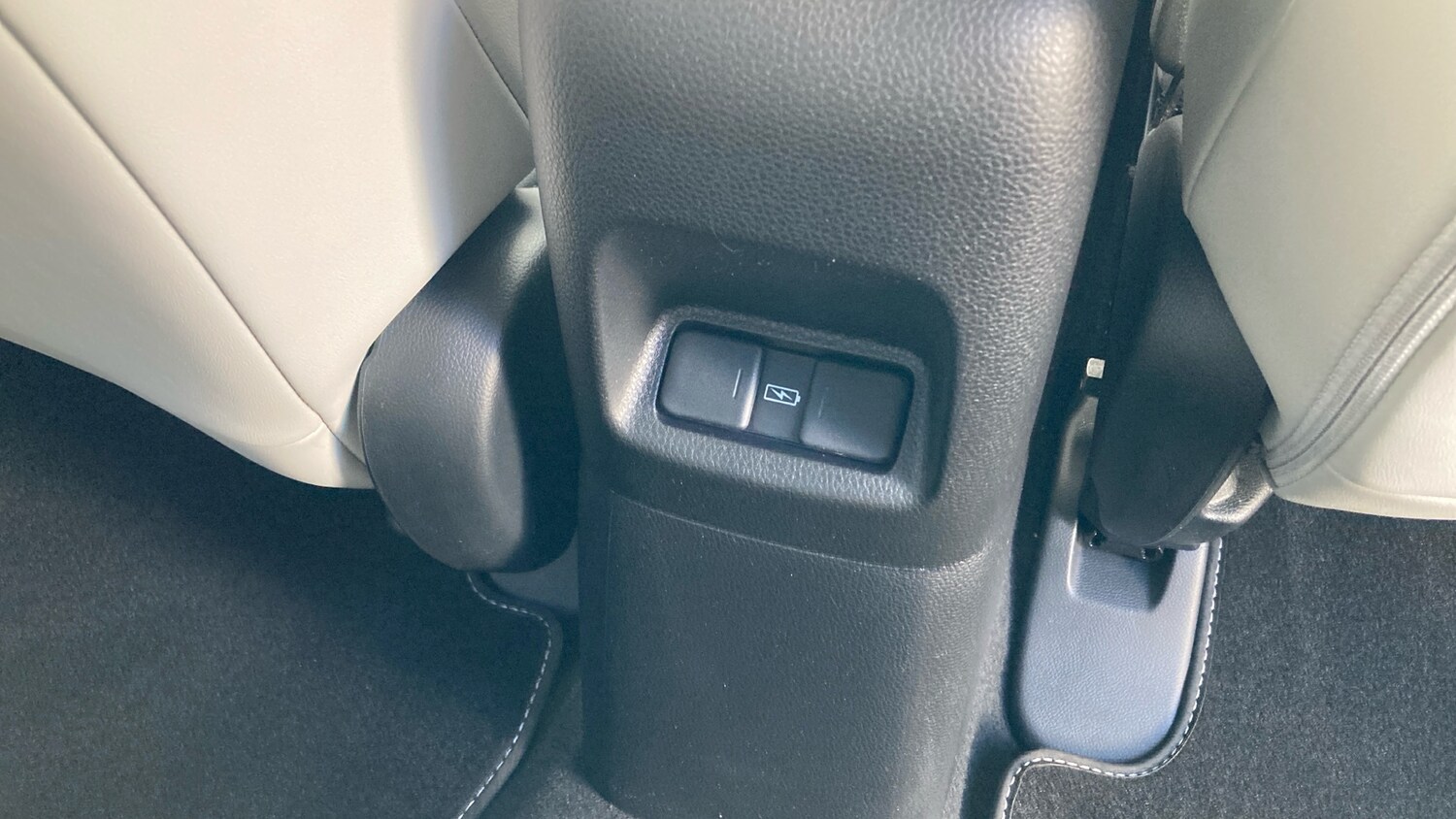 Used Honda Jazz 2023 for sale - 78084342: Photo 34