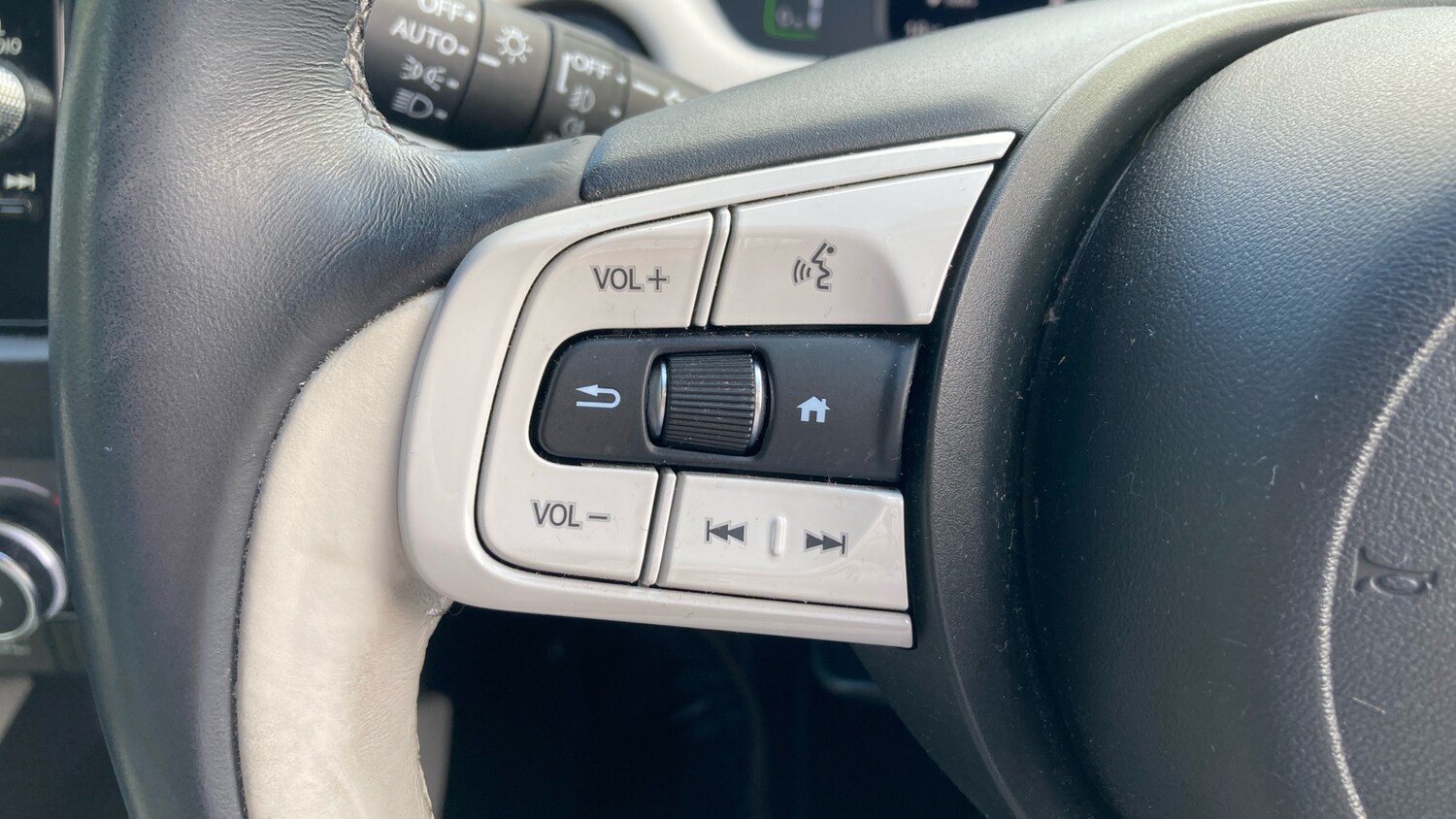 Used Honda Jazz 2023 for sale - 78084342: Photo 39