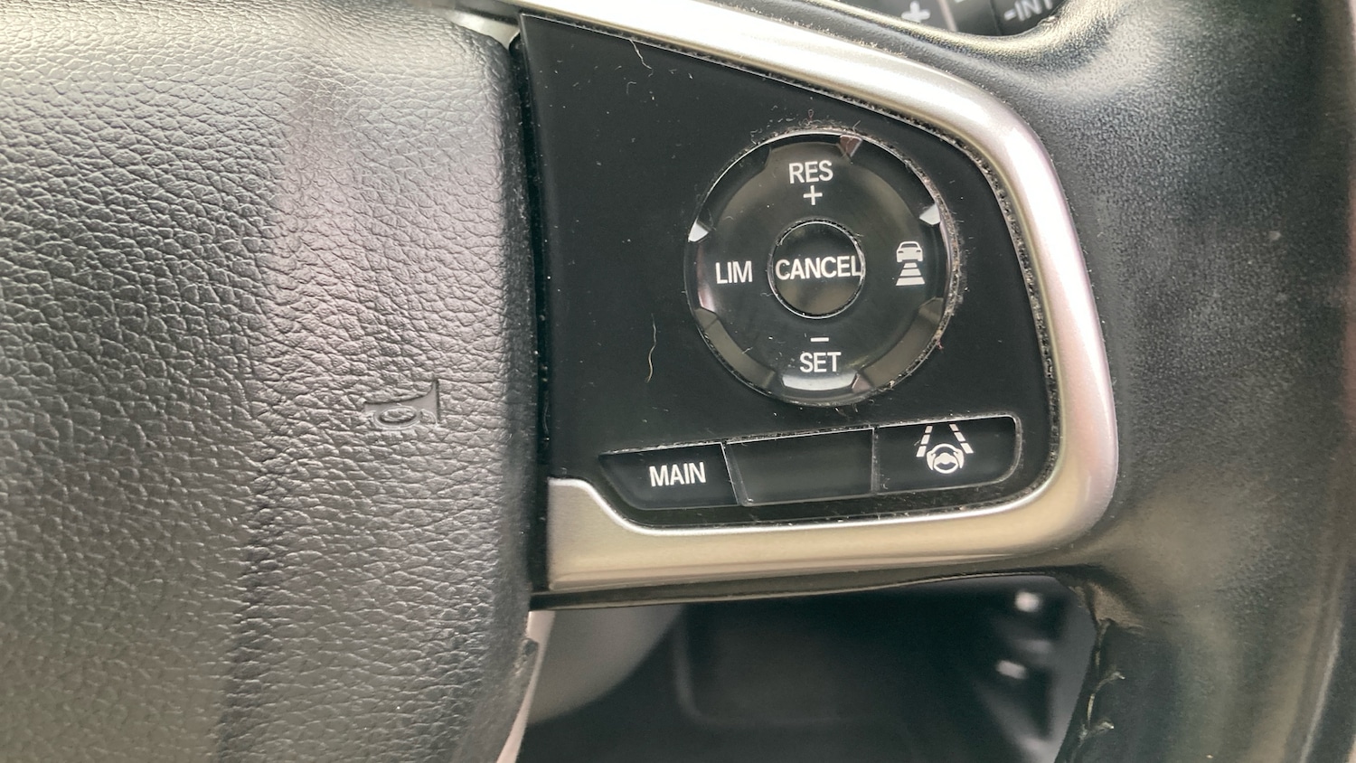 Used Honda CR-V 2021 for sale - 76710016: Photo 24