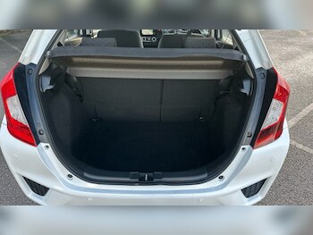 Used Honda Jazz 2017 for sale - 76919661: Photo