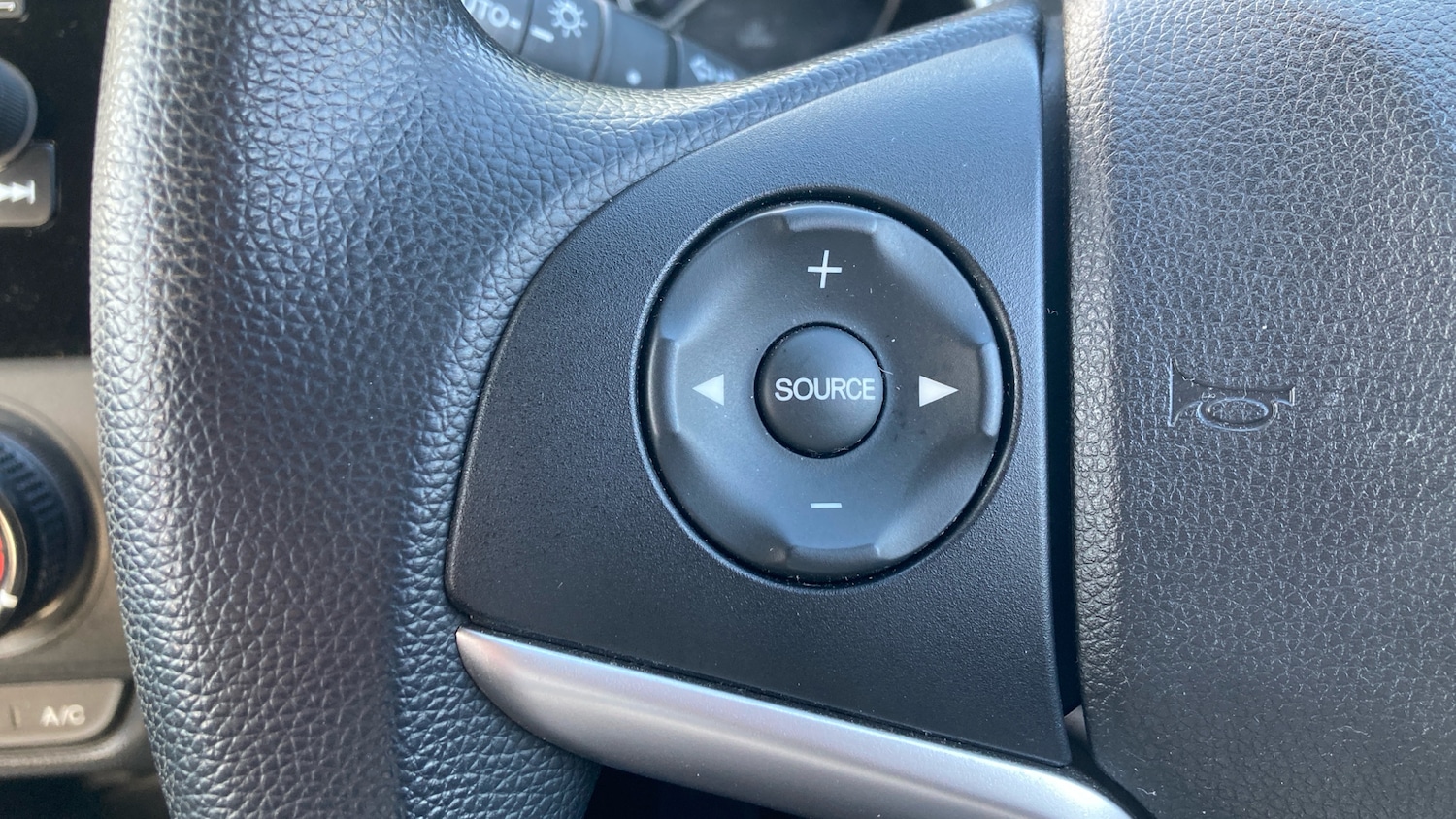 Used Honda Jazz 2016 for sale - 77392552: Photo 22