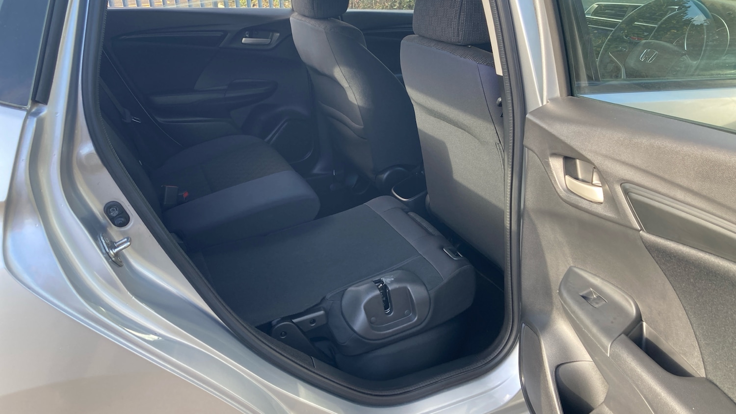 Used Honda Jazz 2016 for sale - 77392552: Photo 32