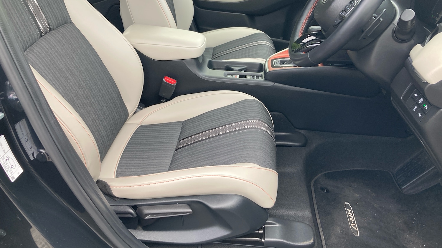 Used Honda HR-V 2023 for sale - 75985041: Photo 29