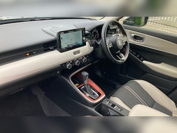 Used Honda HR-V 2023 for sale - 75985041: Photo 2