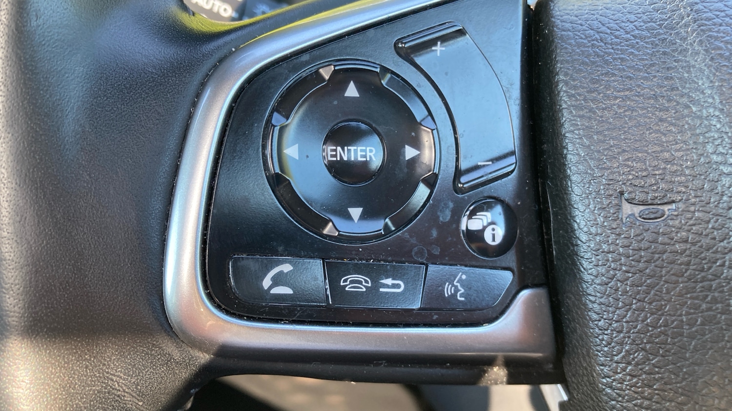 Used Honda CR-V 2022 for sale - 77975744: Photo 24