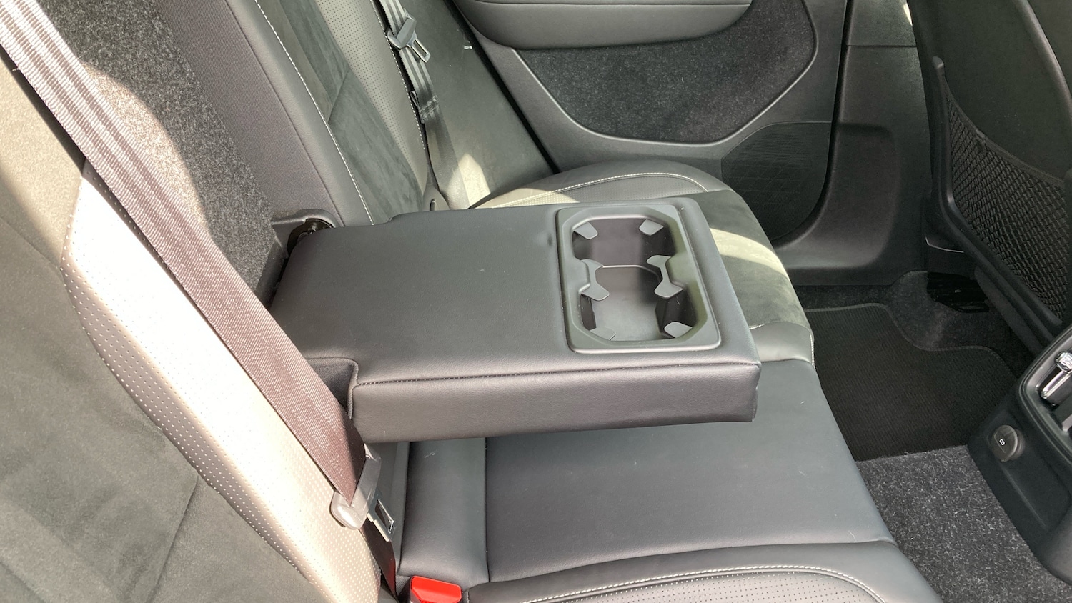 Used Volvo XC40 2020 for sale - 77662475: Photo 27