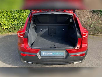 Used Volvo XC40 2020 for sale - 77662475: Photo