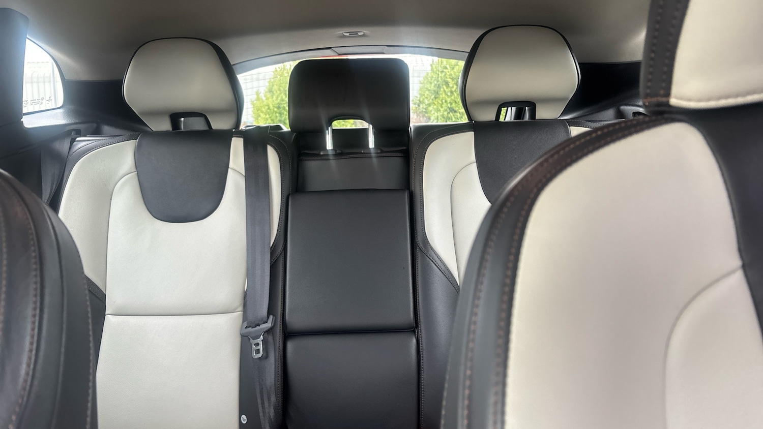 Used Volvo V40 2016 for sale - 77663355: Photo 15