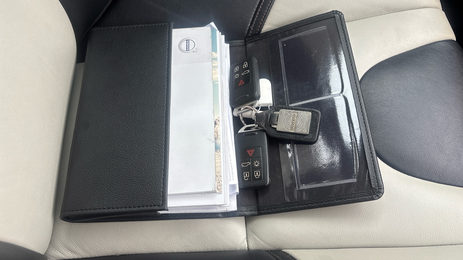 Used Volvo V40 2016 for sale - 77663355: Photo 19