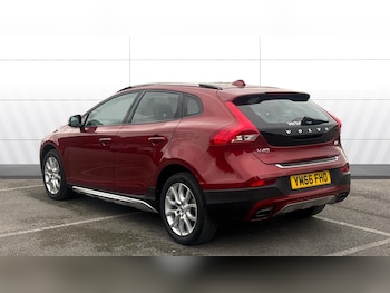 Used Volvo V40 2016 for sale - 77663355: Photo