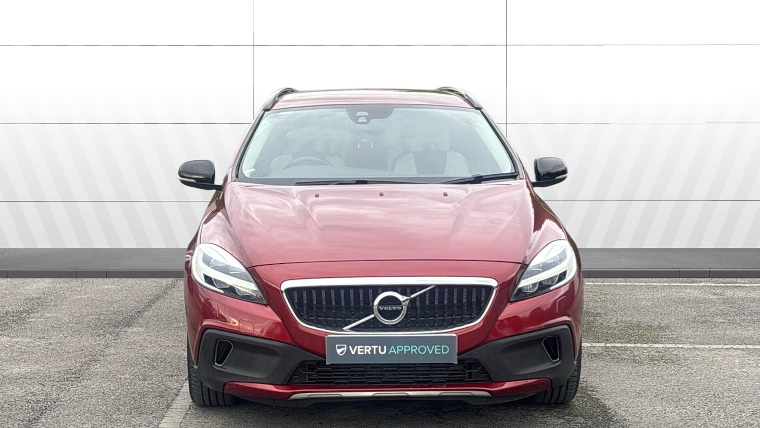 Used Volvo V40 2016 for sale - 77663355: Photo 3