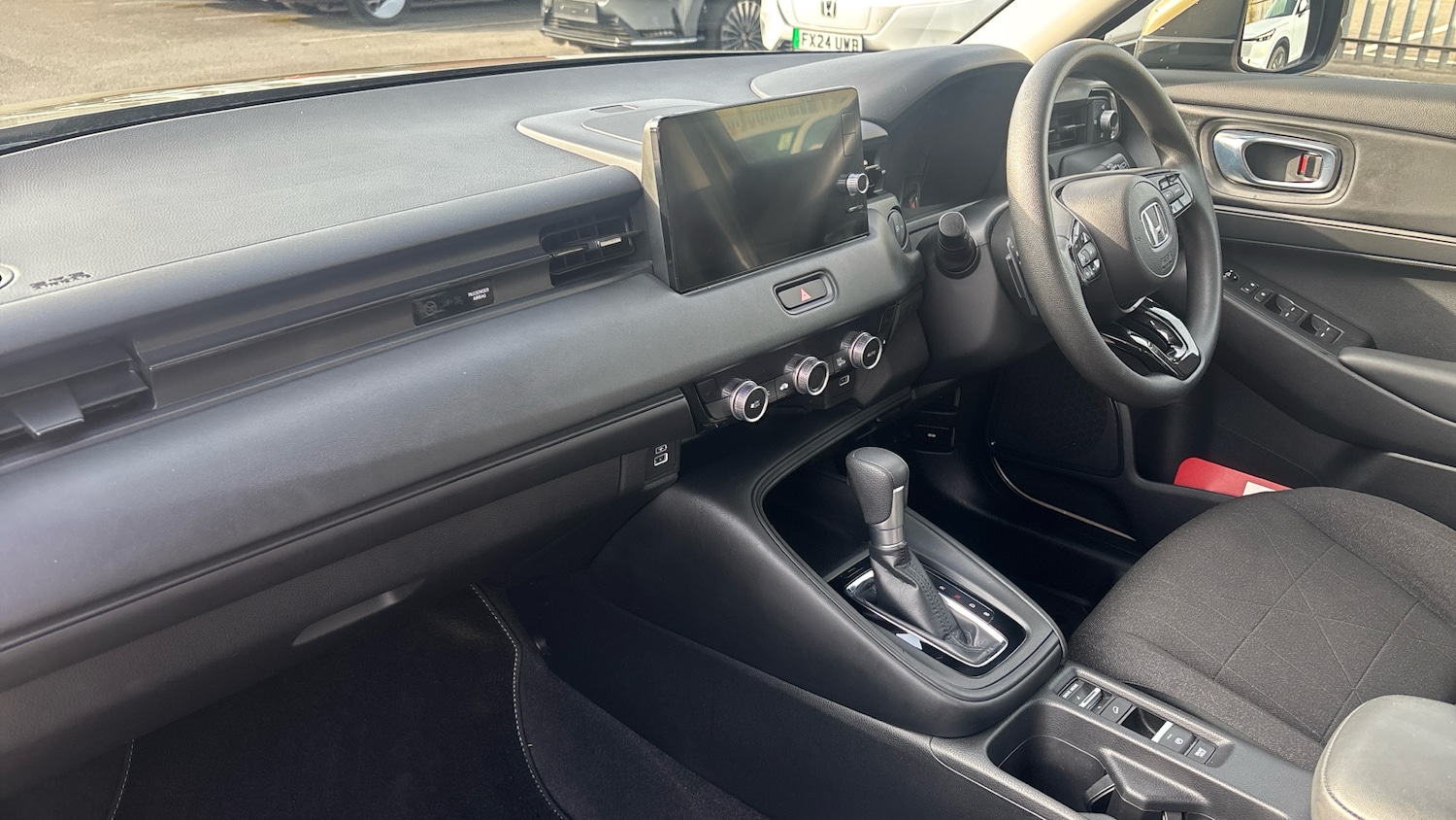 Used Honda HR-V 2022 for sale - 77975775: Photo 2