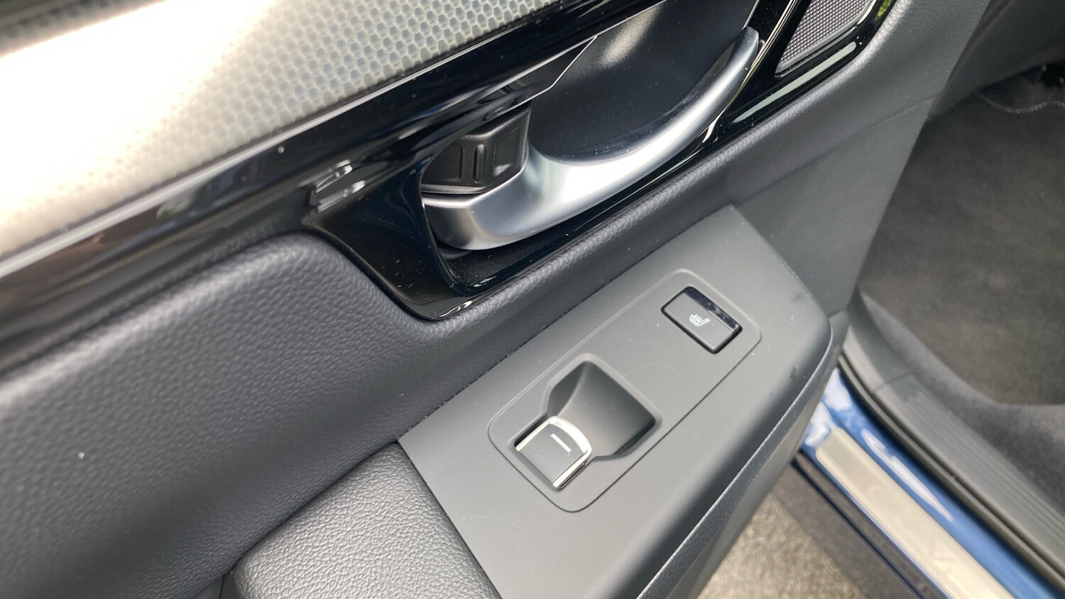 2025 Honda CR-V 2.0 ePHEV Advance Tech 5dr eCVT Estate Estate Hybrid Automatic - Picture 22 of 24