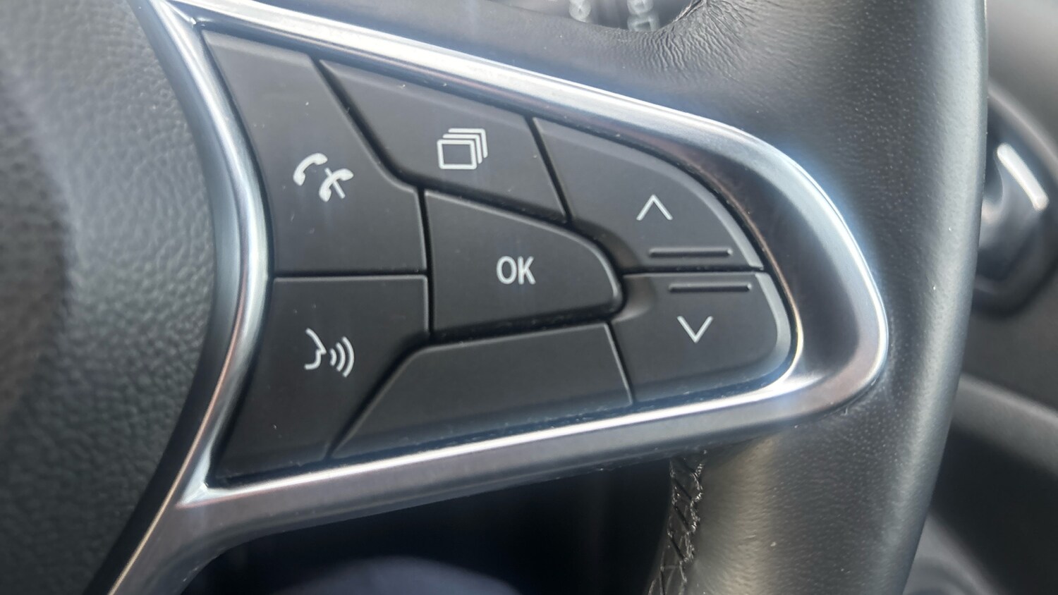 Used Renault Zoe 2022 for sale - 77198785: Photo 30