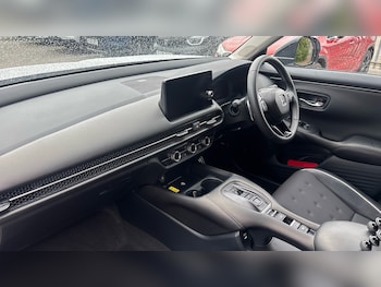 Used Honda ZR-V 2025 for sale - 78242600: Photo