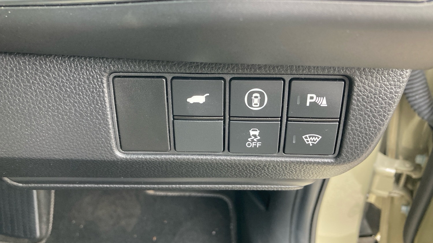Used Honda HR-V 2024 for sale - 76117357: Photo 24