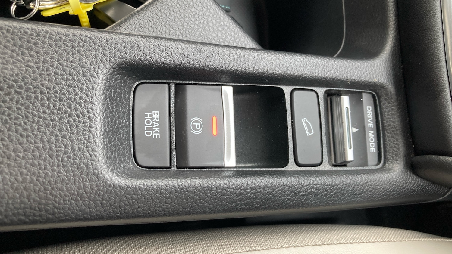 Used Honda HR-V 2024 for sale - 76117357: Photo 32
